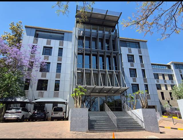 57M² OFFICE TO LET IN SANDTON CENTRAL